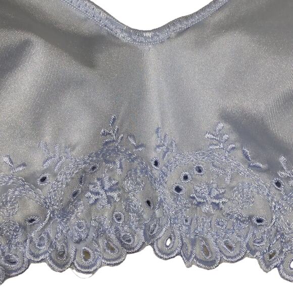 Vintage Olga Bra Size 32 DD Light Blue Lightly Lined Wired - Picture 4 of 13